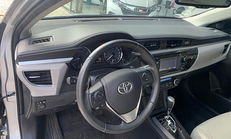 Toyota Corolla Xei 2...