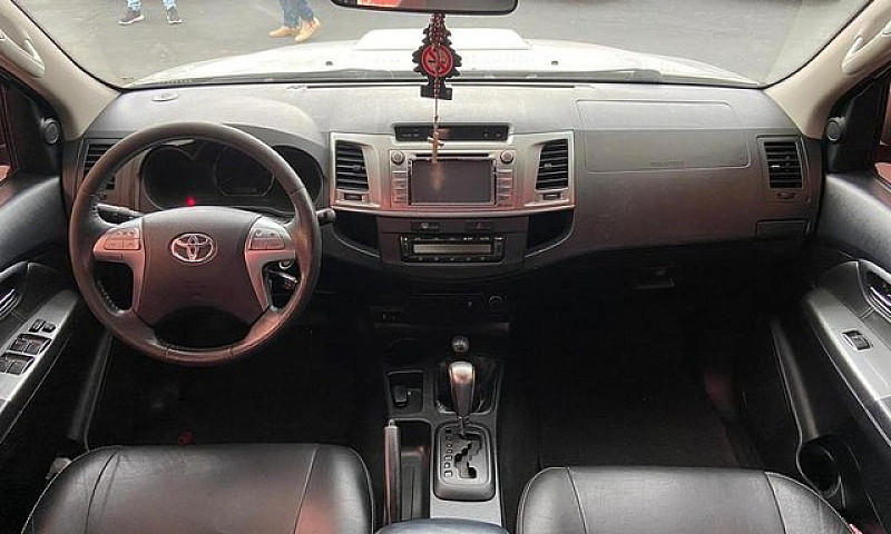 Toyota Hilux Cd4X4 S...