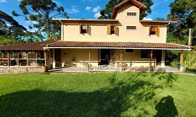 Casa De Condomínio P...