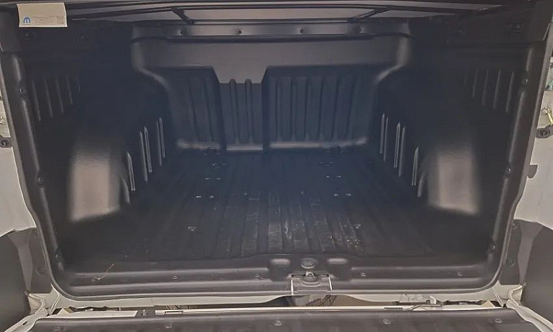 Fiat Strada Ultra 1....