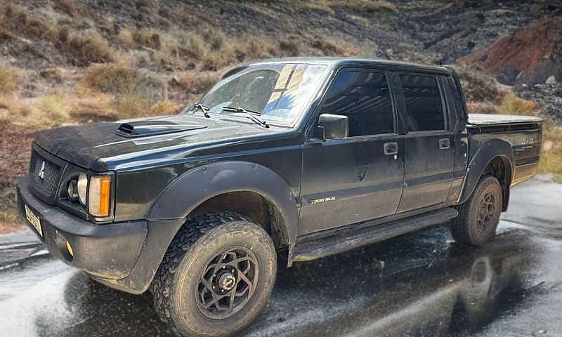Mitsubishi L200 Gls ...