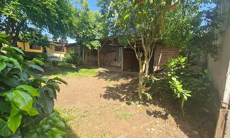 Vendo Casa No Jardim...