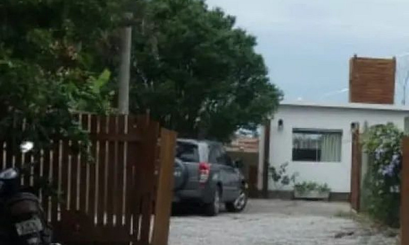 Casinha No Campeche ...