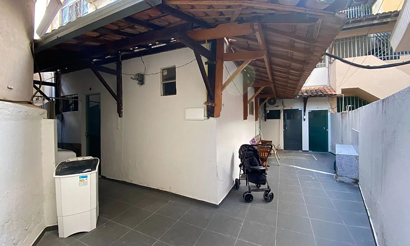 Alugo Kitnet (R$700,...