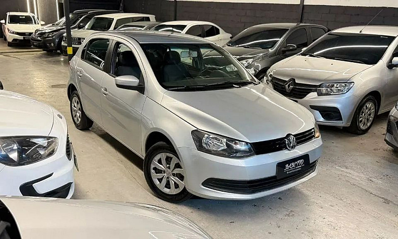Volkswagen Gol 1.0 8...