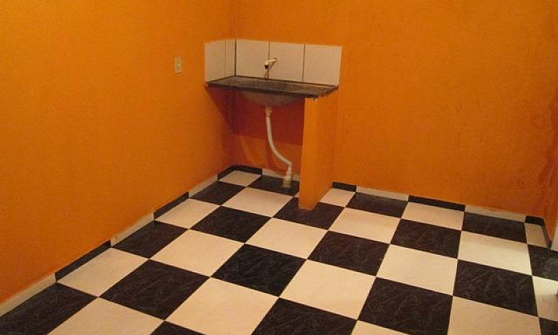 Quitinete Com Garage...