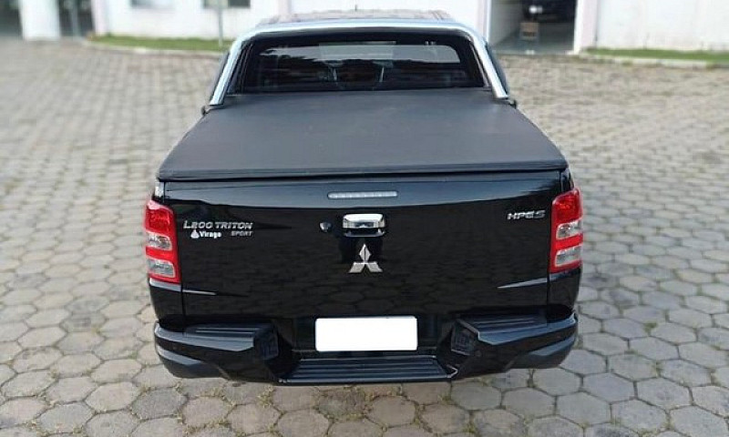Mitsubishi L200 2.4 ...