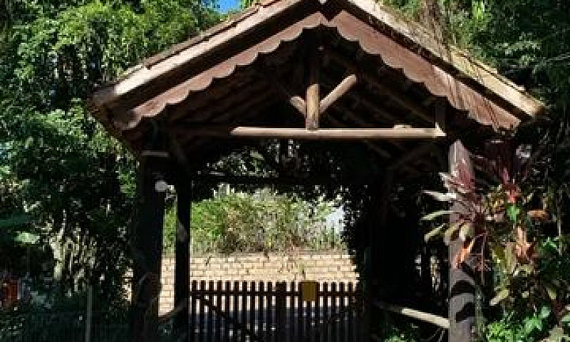 Casa 3 Quartos Em Co...