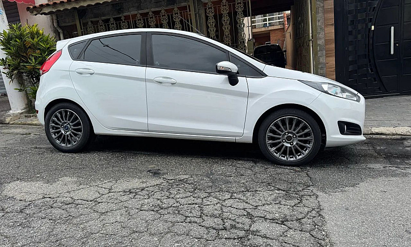 Ford Fiesta Sel 1.6 ...