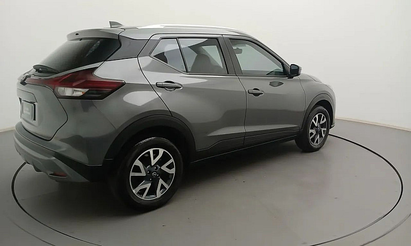 Nissan Kicks Sense 1...