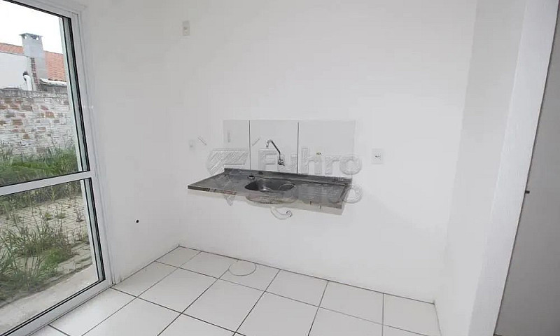Casa Condomínio Em P...