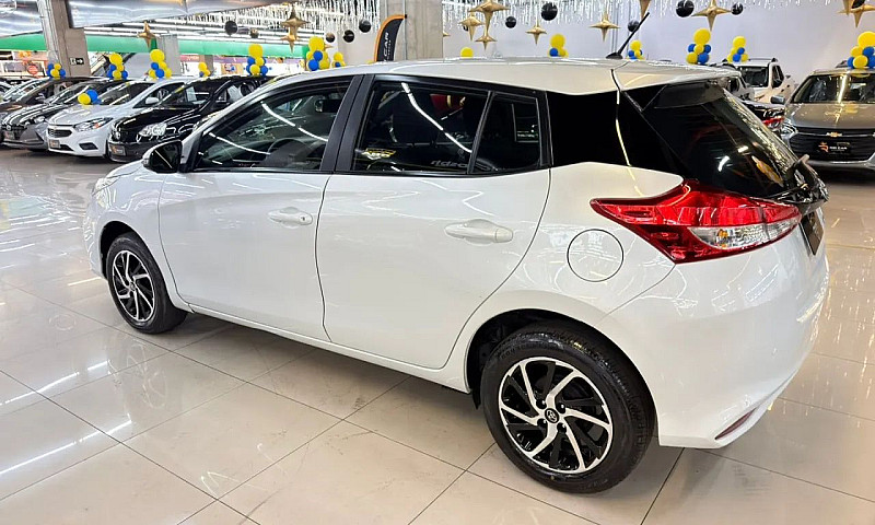 Toyota Yaris Xl 1.5 ...