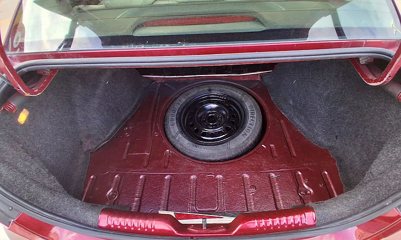Volkswagen Voyage 1....
