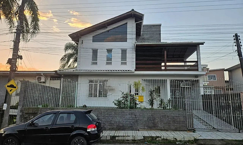 Casa Residencial Par...