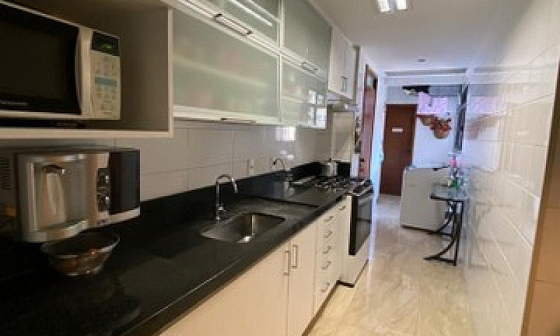 4 Quartos 2 Suites P...