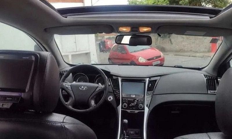 Hyundai Sonata - 201...