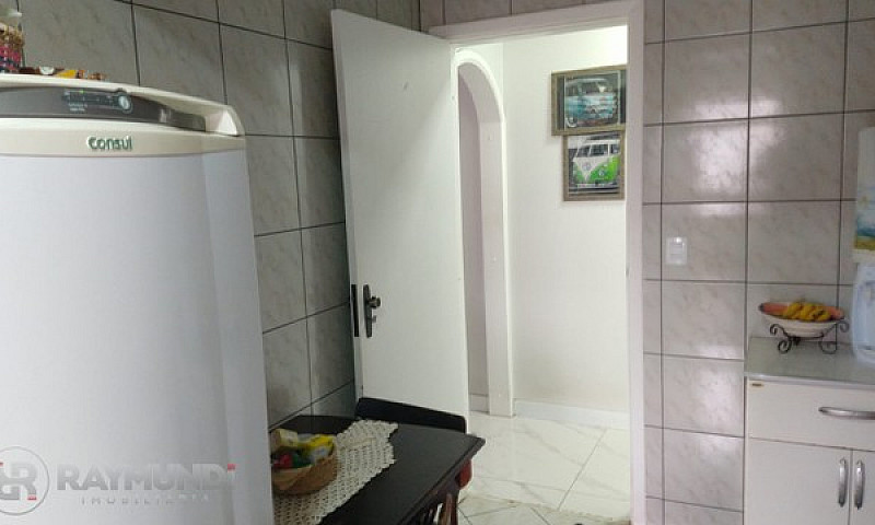 Apartamento Semimobi...