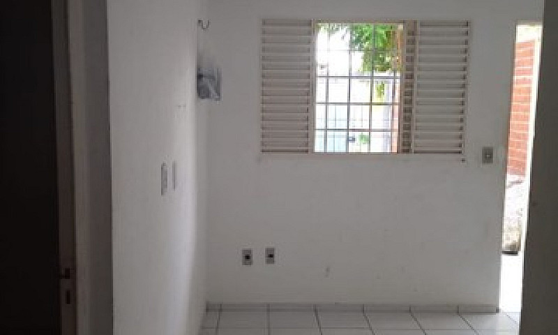 Vende-Se Casa Quitad...