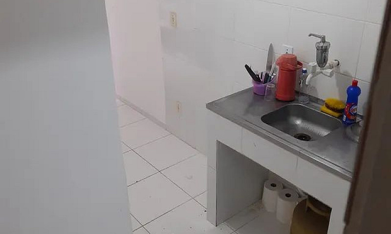 Alugo Kitnet Na Tiju...