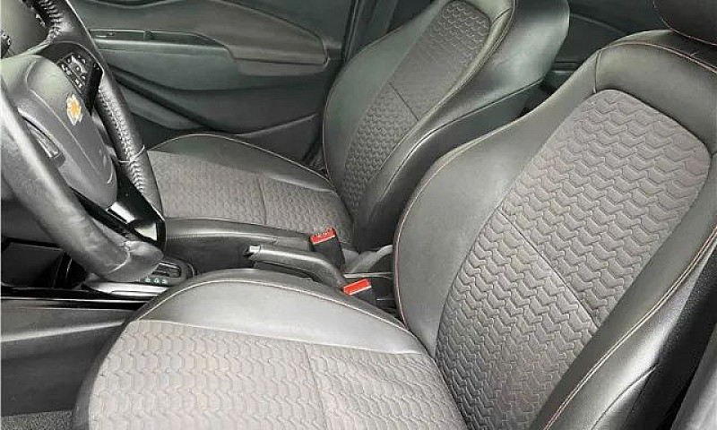 Chevrolet Onix Aut. ...