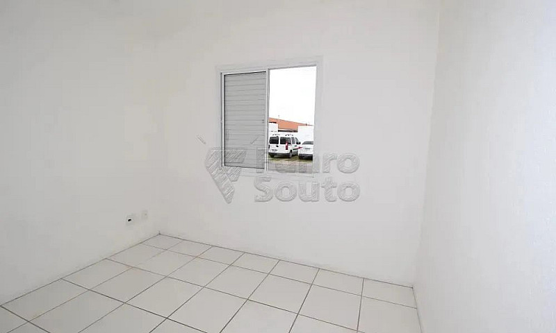 Casa Condomínio Em P...