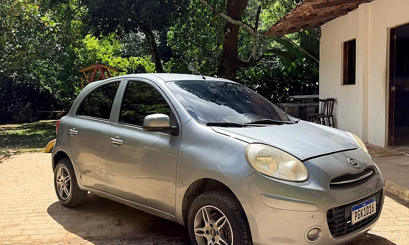 Nissan March S 1.0 1...