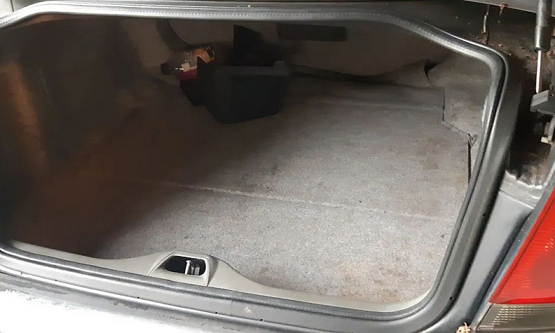 Volvo S60 T 2.4/ 2.5...