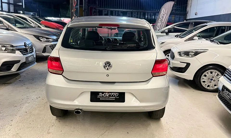 Volkswagen Gol 1.0 8...