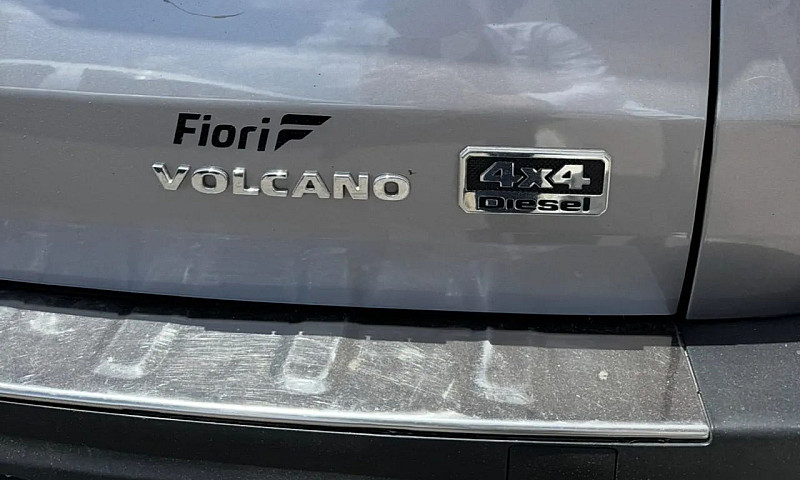 Fiat Toro Volcano 2....