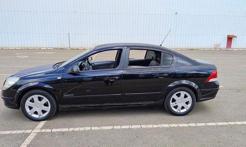 Chevrolet Vectra Ele...