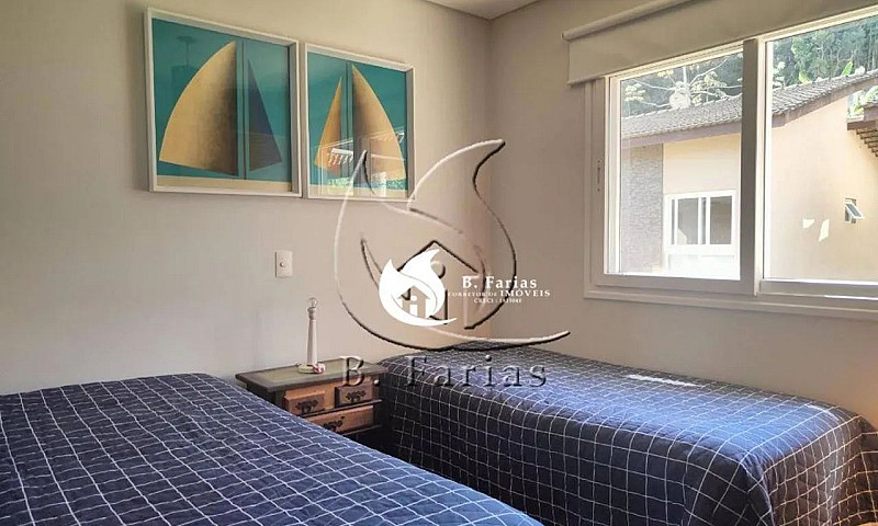 Casa Com 2 Dormitóri...
