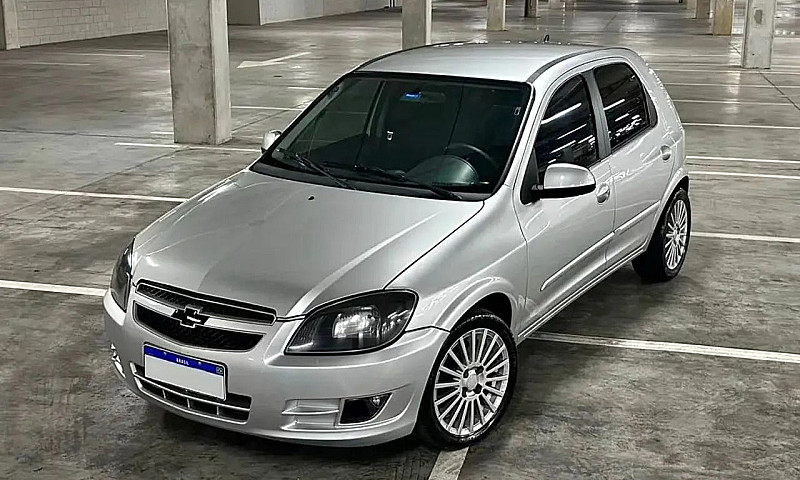 Volkswagen Fox 1.6 M...