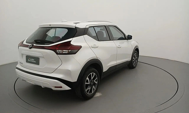 Nissan Kicks Sense 1...