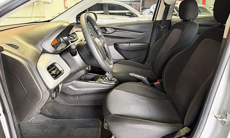 Chevrolet Onix Joy H...