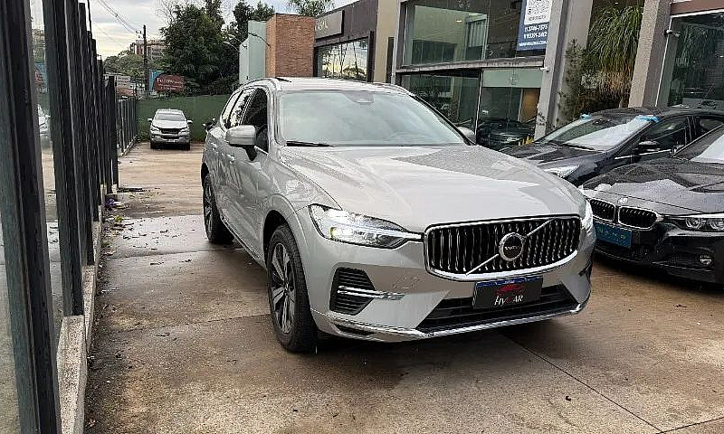 Volvo Xc-60 T-8 Plus...