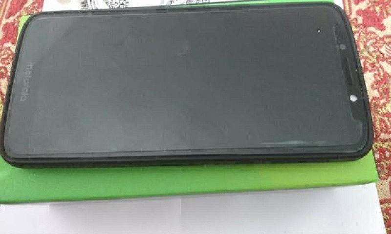 Moto G7 Play...