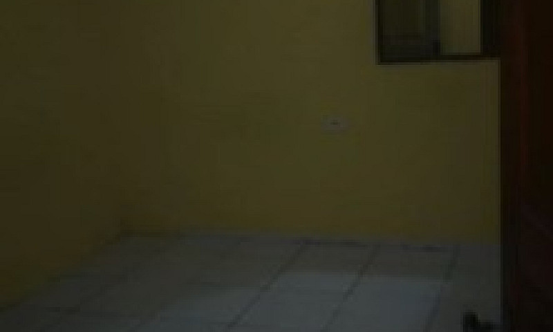 Aluga-Se Casa Lot. N...