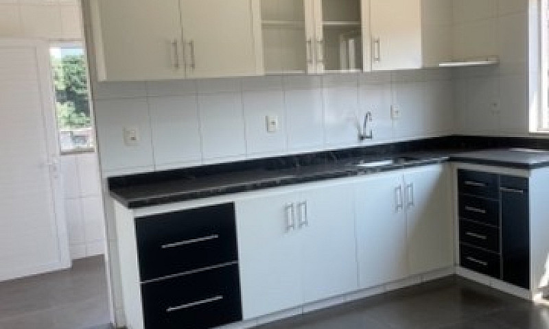 E - Casa Em Bela Aur...