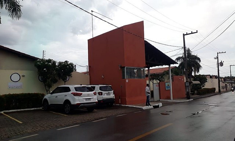 Condomínio Fechado N...