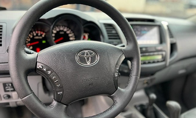 Hilux Cd Srv 4X4 Die...