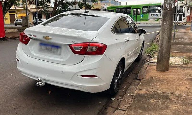 Vende-Se Cruze Ltz 1...