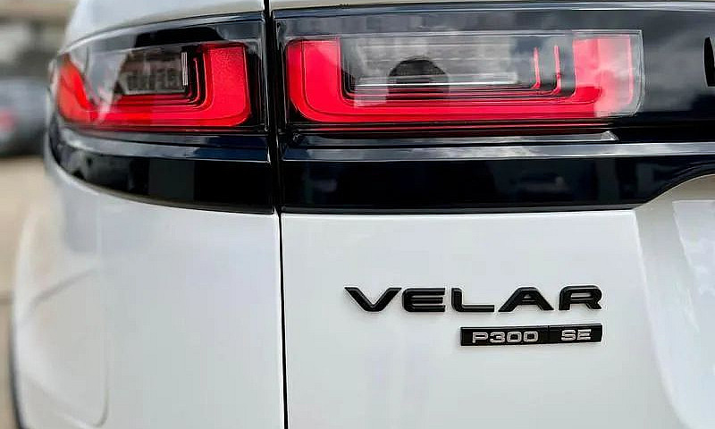 Land Rover Velar P30...