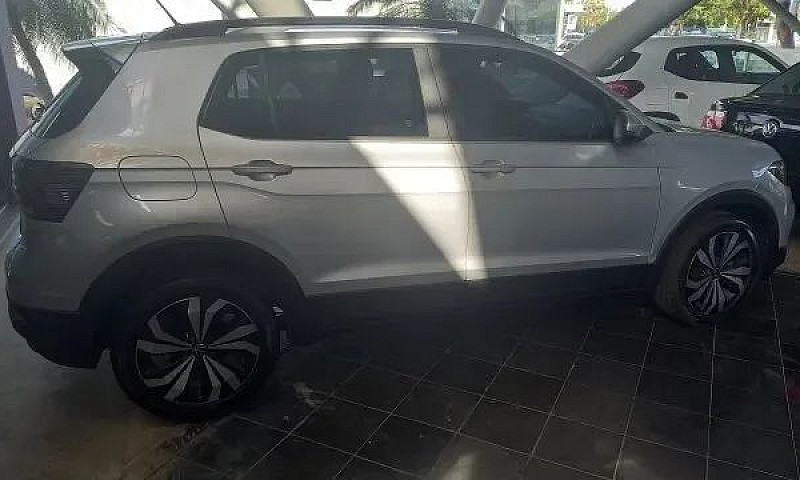 Volkswagen T-Cross 1...