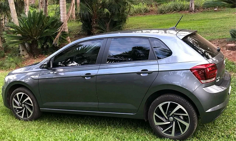 Volkwsvagen Polo 1.0...