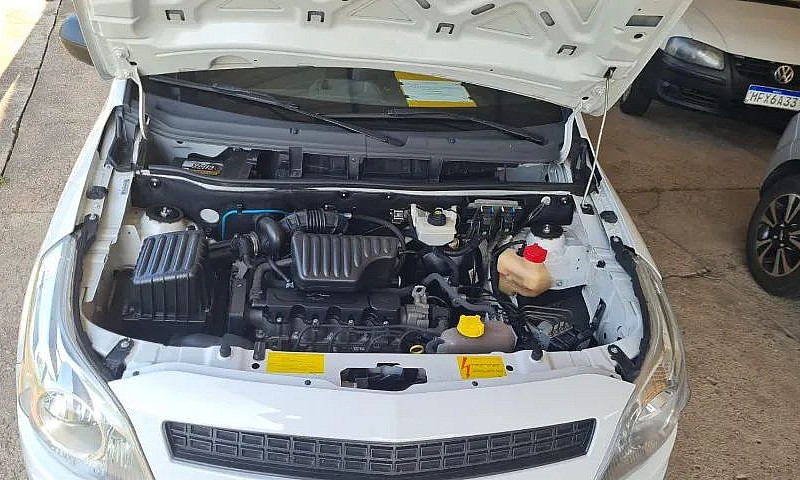 Chevrolet Montana Ls...