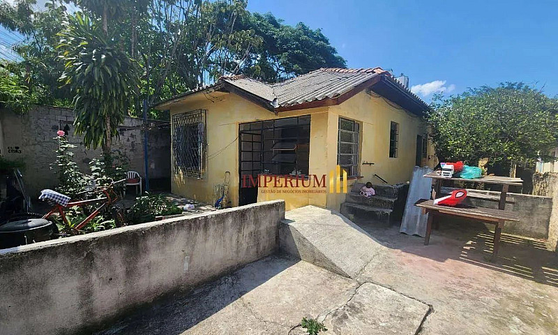 Casa Com 2 Dormitóri...
