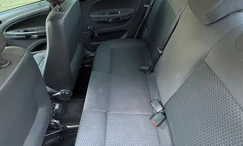 Volkswagen Voyage 1....