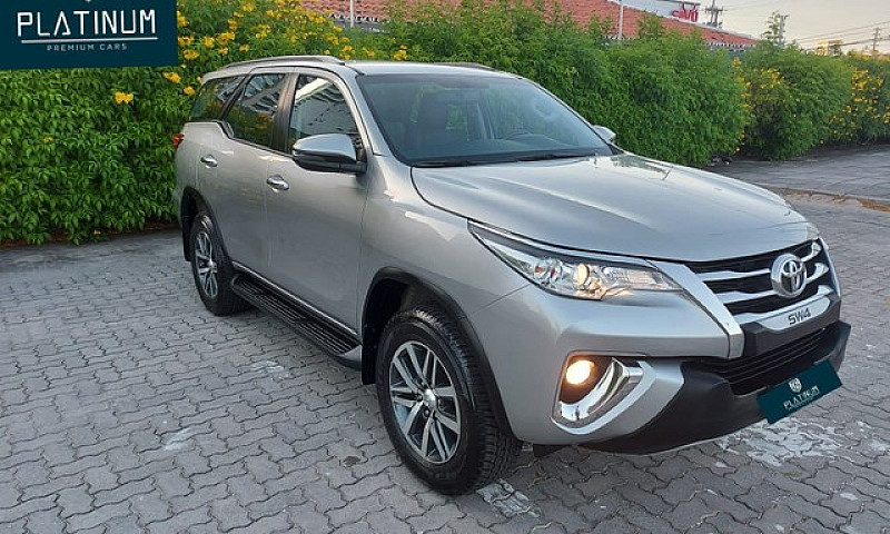 Hilux Sw4 Srv Flex 7...