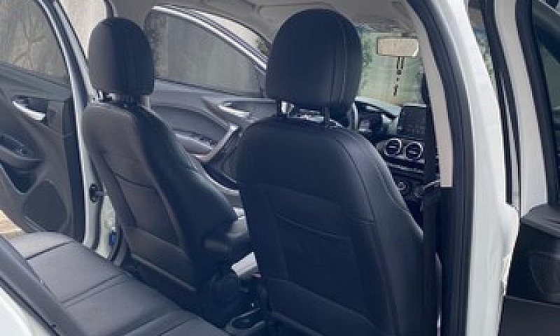 Fiat Cronos 1.8 Prec...