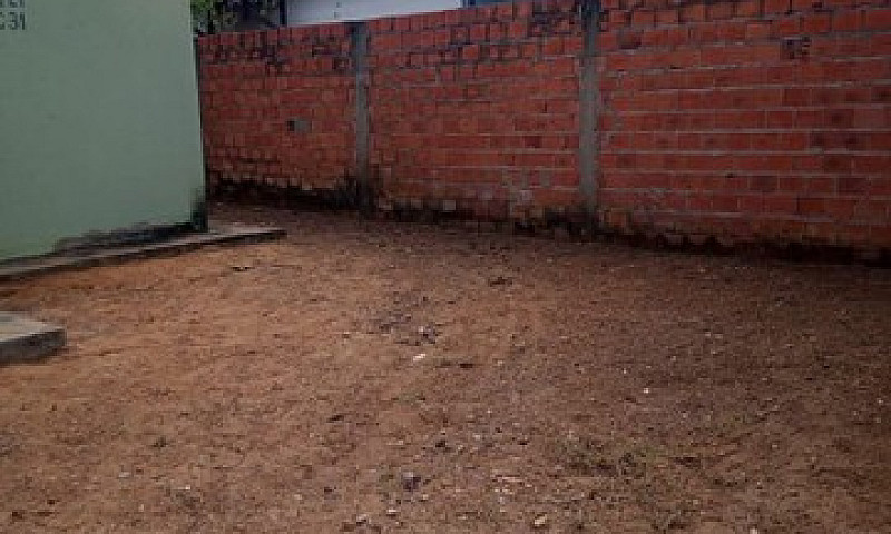 Vende-Se Casa Quitad...